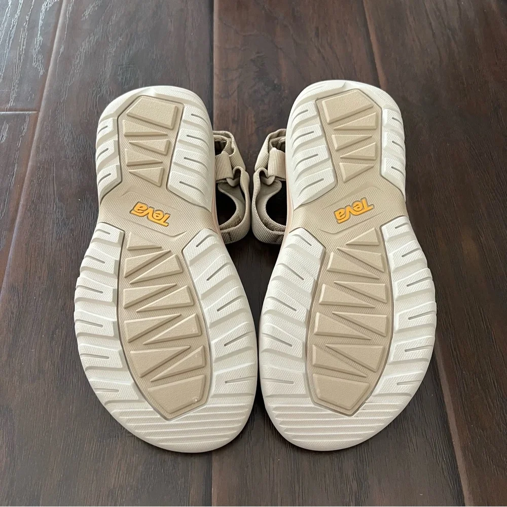 New Teva WOMEN W HURRICANE XLT2  sesame SSME walking hiking sandals size pick - Picture 5 of 7